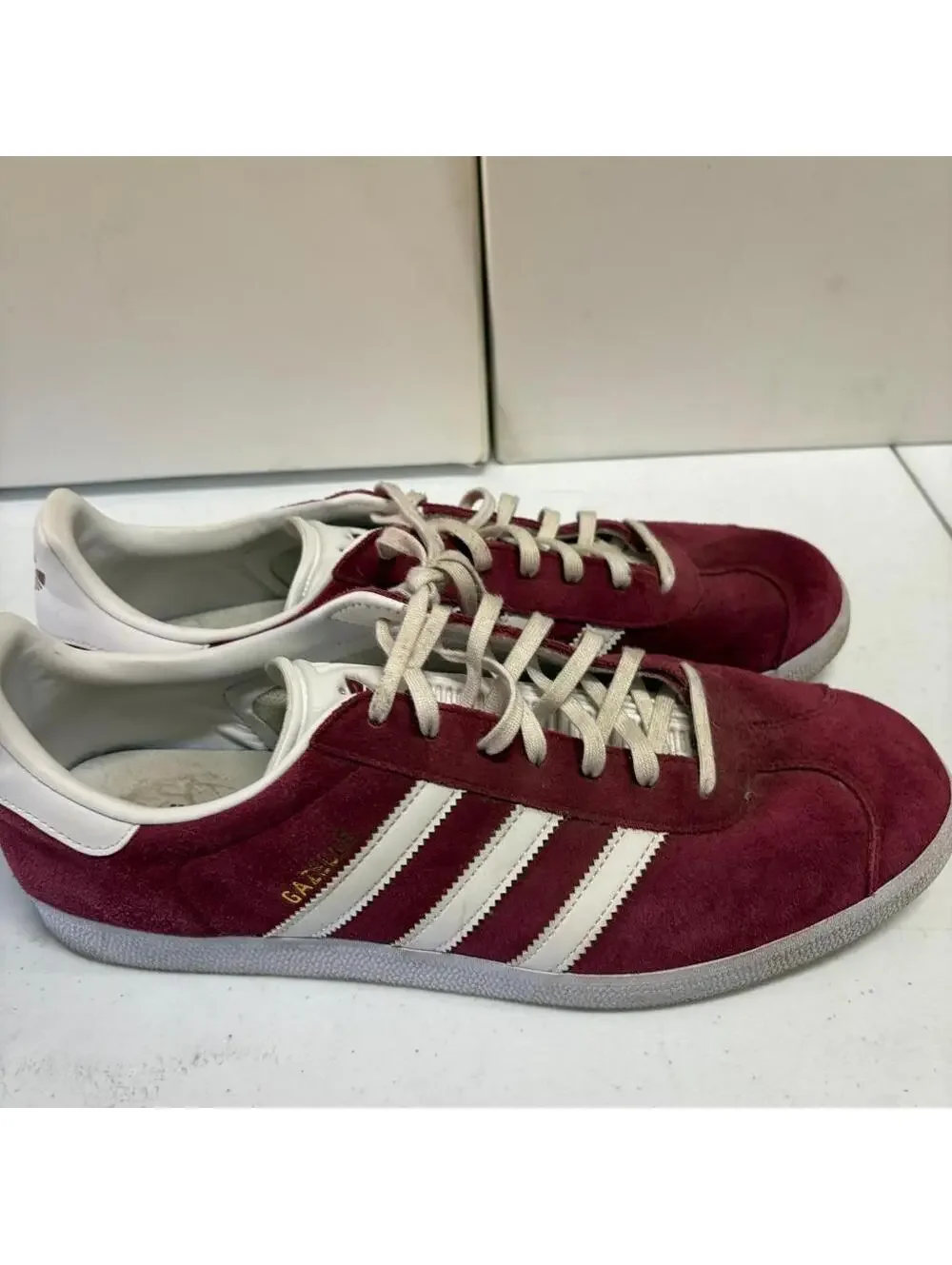Adidas Gazelle Burgundy Suede Mens Size 13 Maroon White B41645 Low Top Sneakers